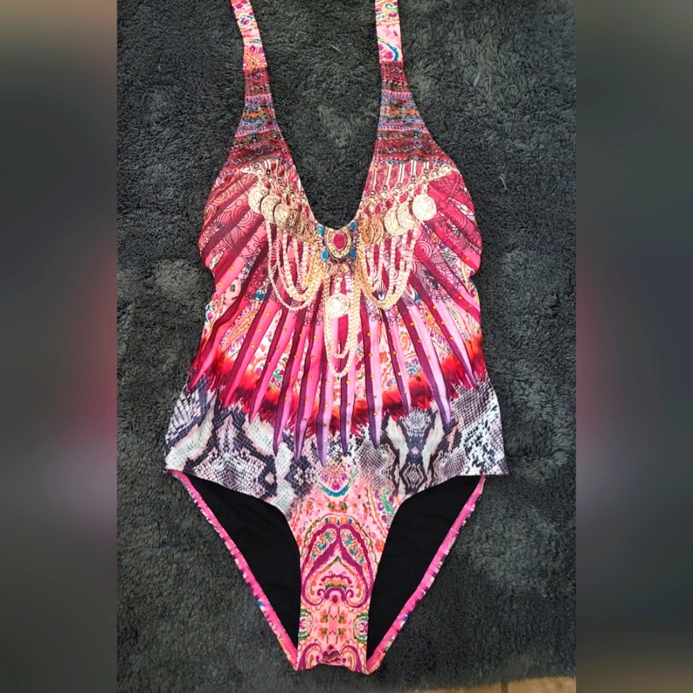VENUS HALTER ONE PIECE SWIMSUIT SIZE 4
